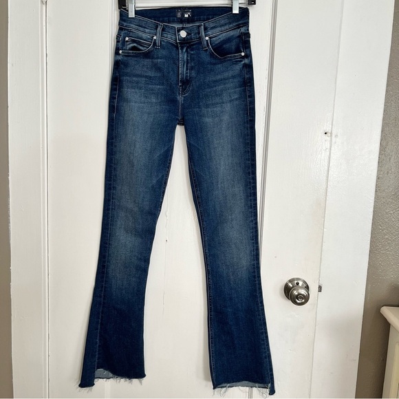Mother The Runaway Step Fray Jeans Size 25 Medium Wash Bootcut - Picture 3 of 17